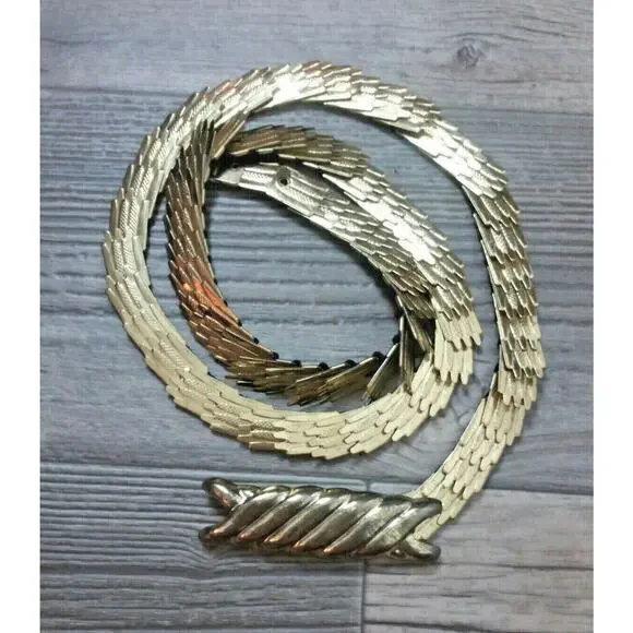 Vintage Gold Tone Scaled Stretch Womens Belt 80s 90s - Picture 1 of 7